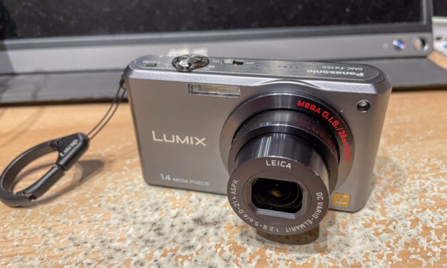 【Panasonic Lumix DMC-FX150】2024年3月のオールドコンデジ（沈胴式レンズ）RAW現像可能なCCDセンサー機