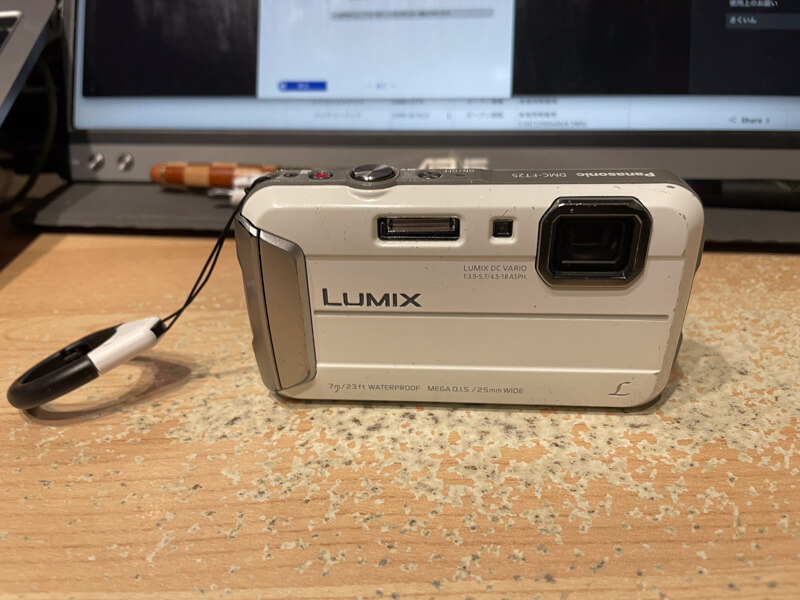 Panasonic LUMIX FT25 ホワイト 防水 防塵 耐衝撃デジカメ